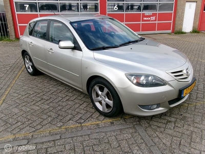 Mazda 3 Sport 1.6 Touring