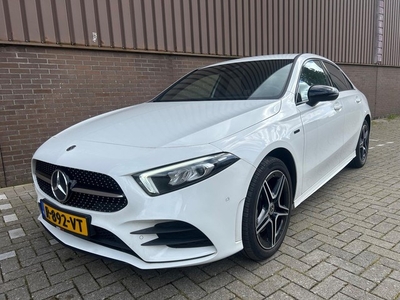 Mercedes-Benz A-klasse 250 e AMG Camera Navi Stoelverw. Aut.