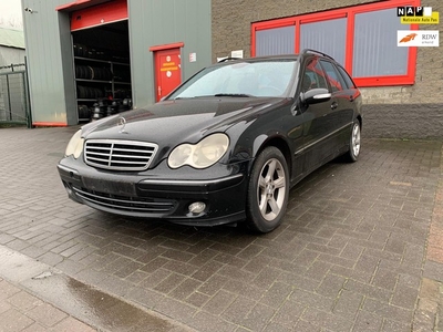 Mercedes-Benz C-klasse Combi 220 CDI Avantgarde