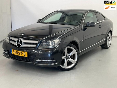 Mercedes-Benz C-klasse Coupé 250 / NL-auto / Leder /