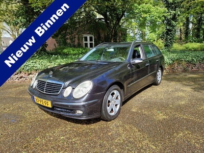 Mercedes-Benz E-Klasse Combi 320 CDI Avantgarde, nette