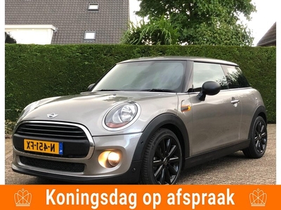 Mini Mini 1.2 One Cooper Black Pepper Navigatie