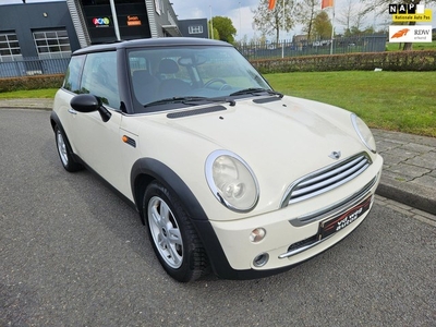 Mini Mini 1.6 Cooper Pepper airco