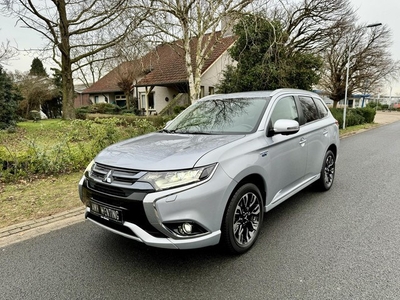 Mitsubishi Outlander 2.0 PHEV 203PK Automaat•360cam•Leder