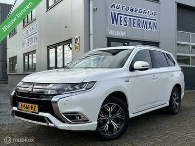 Mitsubishi Outlander 2.4 PHEV Intense+ Clima Navi Alcantara