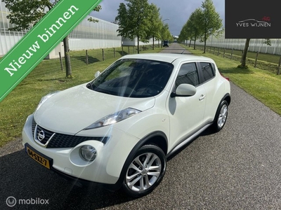 Nissan Juke 1.6 AUTOMAAT TEKNA All-Mode AWD parelmoer wit