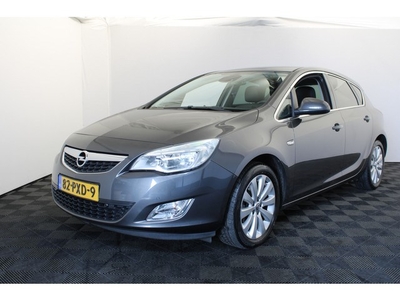 Opel Astra 1.4 Turbo Cosmo (bj 2011)