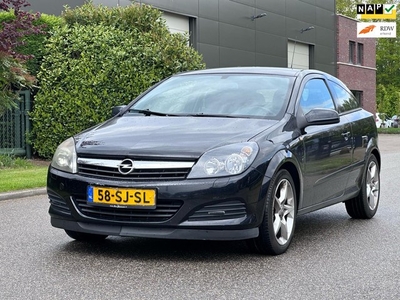 Opel Astra GTC 2.0 T Edition Cruise*Airco*LM