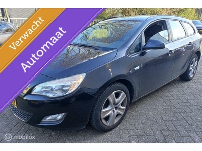 Opel Astra Sports Tourer 1.6 Edition Automaat