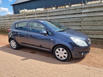 Opel Corsa 1.2-16V Enjoy Airco