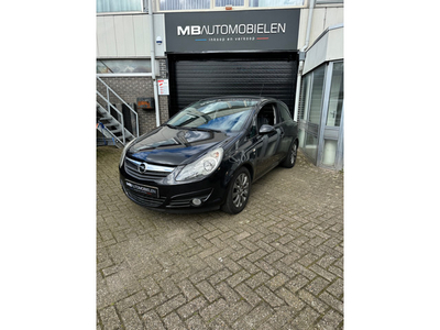 Opel Corsa 1.3 CDTi '111' Edition leuke nette auto!!