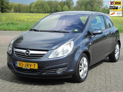 Opel Corsa 1.4-16V Cosmo