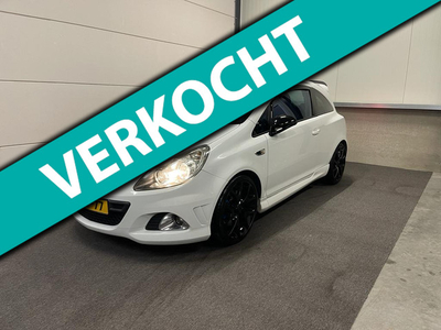 Opel Corsa 1.6-16V T OPC Panorama/Schuifdak, Spoiler, Uitlaatkleppen