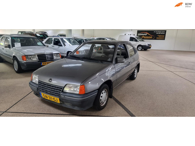 Opel Kadett 1.3N L zeer netjes!!