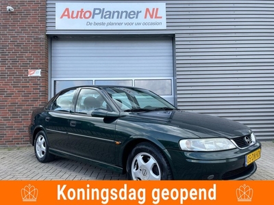 Opel Vectra 1.6-16V Pearl! Airco! Automaat! 1e Eigenaar!