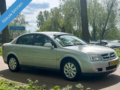 Opel Vectra 1.8-16V Elegance AIRCO!NETJES!APK!KOOPJE!