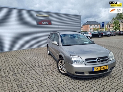 Opel Vectra Wagon 2.2-16V Essentia,5 deurs,trekhaak,cruise