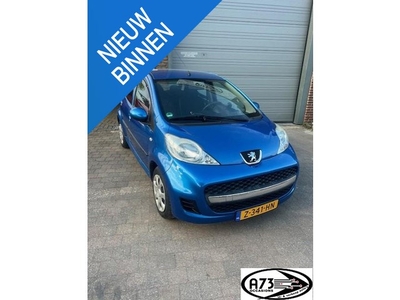 Peugeot 107 1.0-12V Accent