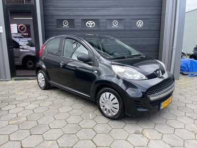 Peugeot 107 1.0-12V XR - 5 Deurs - Airco - 3e Eigenaar -