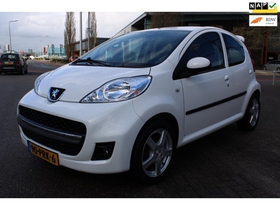 Peugeot 107 1.0-12V XS 5 DEURS AIRCO SPORTVELGEN MISTLAMPEN