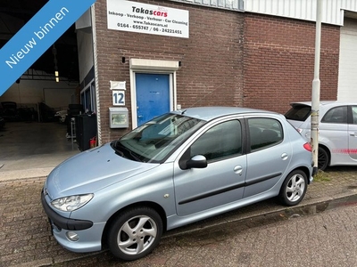 Peugeot 206 1.4 Air-line JAAR APK&AIRCO&LAGE KM