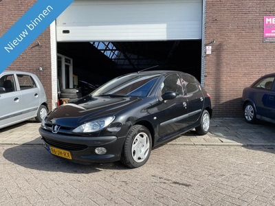 Peugeot 206 1.4 Gentry Elektrische Ramen Jaar APK