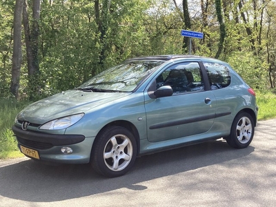 Peugeot 206 1.6 XT Airco, APK 03-25! **VERKOCHT**