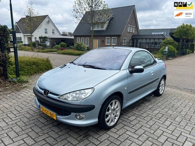 Peugeot 206 CC 2.0-16V NAP Lage km-stand! NL Auto