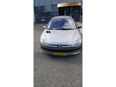 Peugeot 206 SW 1.4 X-line