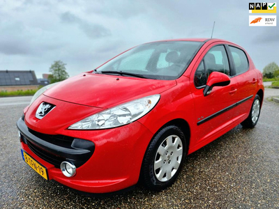 Peugeot 207 1.4 VTi Look/1 e eigenaar/lage km 133000/airco/rijd perfect /inruil mog !!!