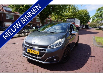 Peugeot 208 1.2 PureTech Urban Soul NL AUTO CRUISECONT NAVI