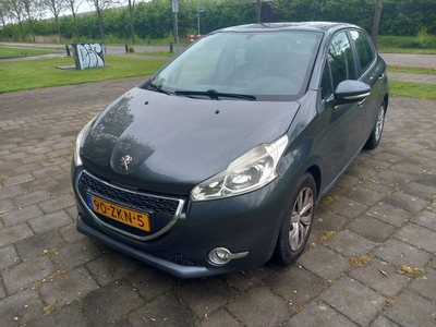 Peugeot 208 1.2 VTi Blue Lease