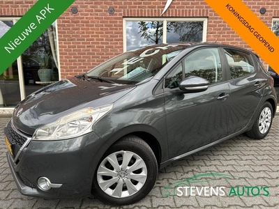 Peugeot 208 1.2 VTi Envy VERKOCHT! NIEUWE APK / NAVIGATIE /