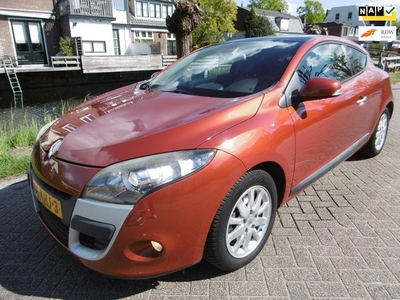 Renault Mégane Coupé 2.0 Privilège 140pk Automaat Leder