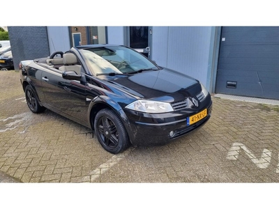 Renault Mégane Coupé-Cabriolet 1.6-16V Privilège Luxe