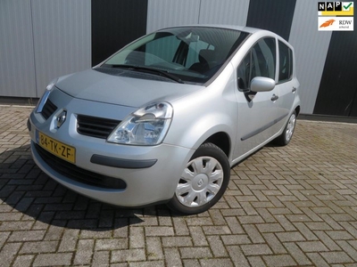 Renault Modus 1.4-16V Dynamique