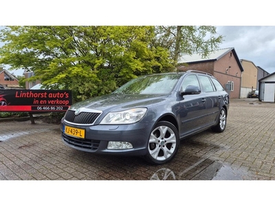 Skoda Octavia Combi 1.6 TDI Go HALF LEDER-CLIMA-BJ 2010