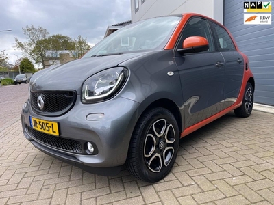 Smart Forfour 1.0 Prime/Automaat/Pano/Leder/Navi/Stoel