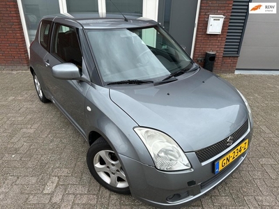 Suzuki Swift 1.3 Exclusive / Airco / Automaat / LM