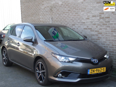 Toyota Auris 1.8 Hybrid Dynamic Ultimate - 2e eig! - Stoelverwarming -