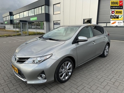 Toyota Auris 1.8 Hybrid Lease