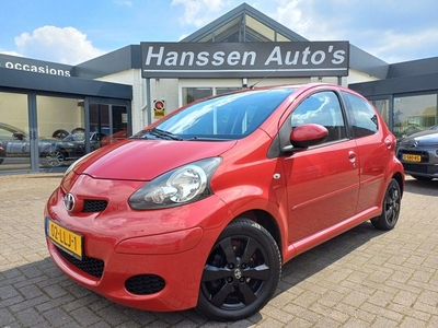 Toyota Aygo 1.0-12V Aspiration Red