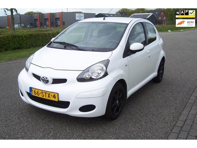 Toyota Aygo 1.0-12V Comfort/ Automaat/ navigatie/airco