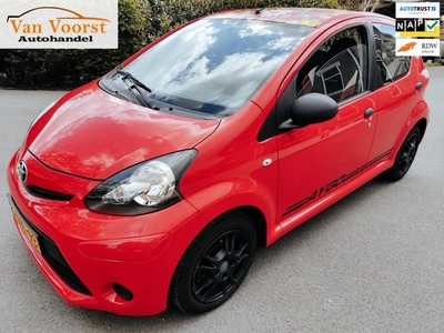 Toyota Aygo 1.0 VVT-i Comfort NL AUTO ! AIRCO 5 DEURS ROOD