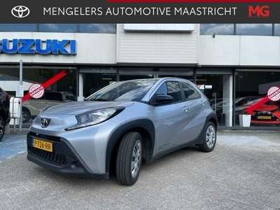 Toyota Aygo X 1.0 VVT-i MT play P.Cam