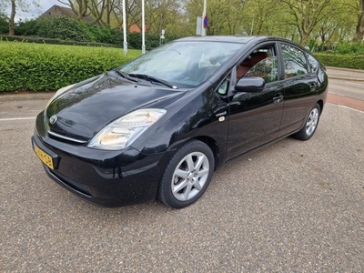 Toyota Prius 1.5 VVT-i Comfort, Hybride,Leder!!