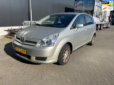 Toyota Verso 1.6 VVT-i Terra