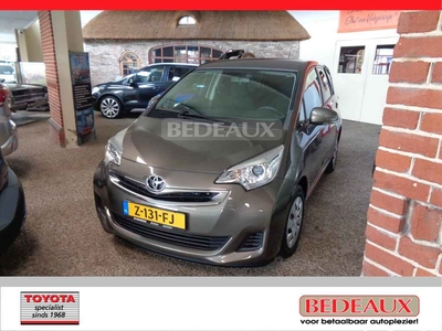 Toyota Verso-S 1.3 VVT-i 99pk Edition, bij Toyota specialist sinds 1968