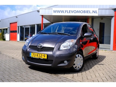 Toyota Yaris 1.3 VVTi 100pk Aspiration 5-Drs ClimaTrekhaak