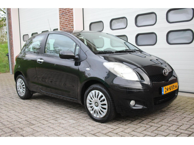 Toyota Yaris 1.3 VVTi Aspiration 3-Deurs * Clima / 101PK *